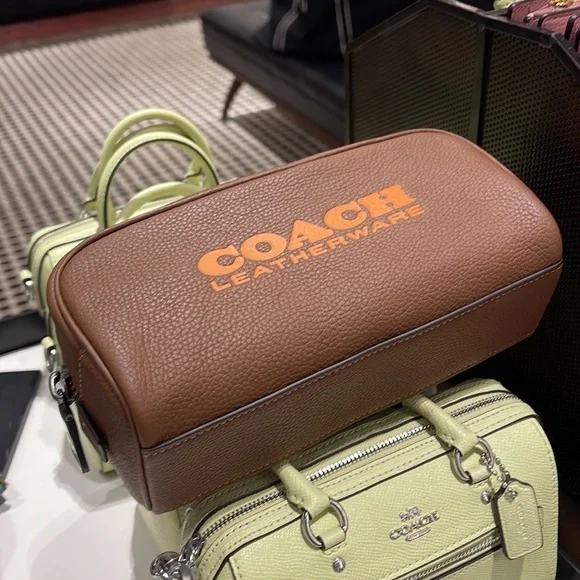 Coach Travel Kit 21
Dark Saddle/Canyon - Picture 12 of 16